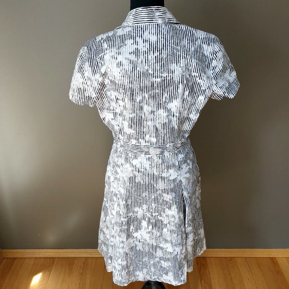 Club Monaco Black White Summer Abstract Printed Button Down Shirt - Picture 4 of 15